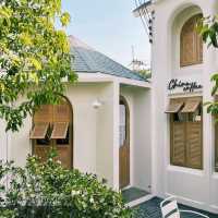 Chinu Coffee เป็นคาเฟ่สไตล์มินิมอล-วินเทจ