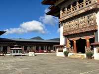 Phobjikha Valley – Blue Skies & Quiet Beauty 