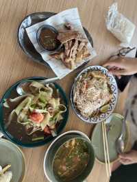 ตำละกอ ร้านอาหารอีสานรสแซ่บหัวหิน