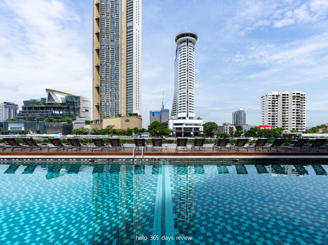 พักผ่อนหรูริมเจ้าพระยา ณ Royal Orchid Sheraton
