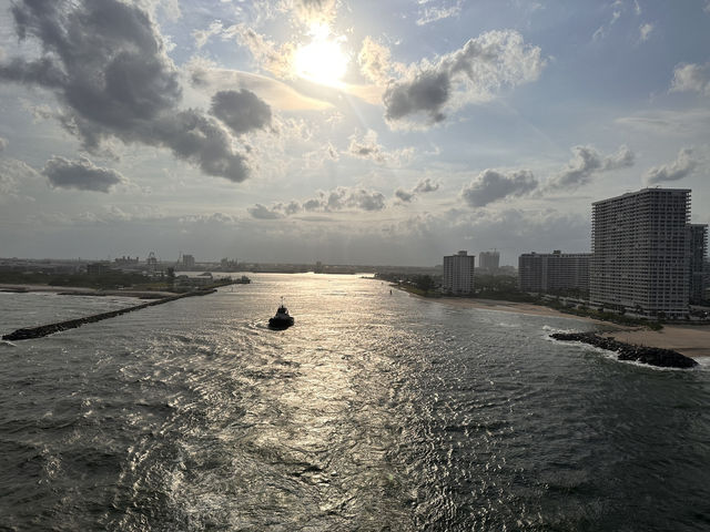 【Atlantic Ocean｜大西洋横断クルーズ】  アメリカからヨーロッパへ。海の上で過ごす特別な12日間