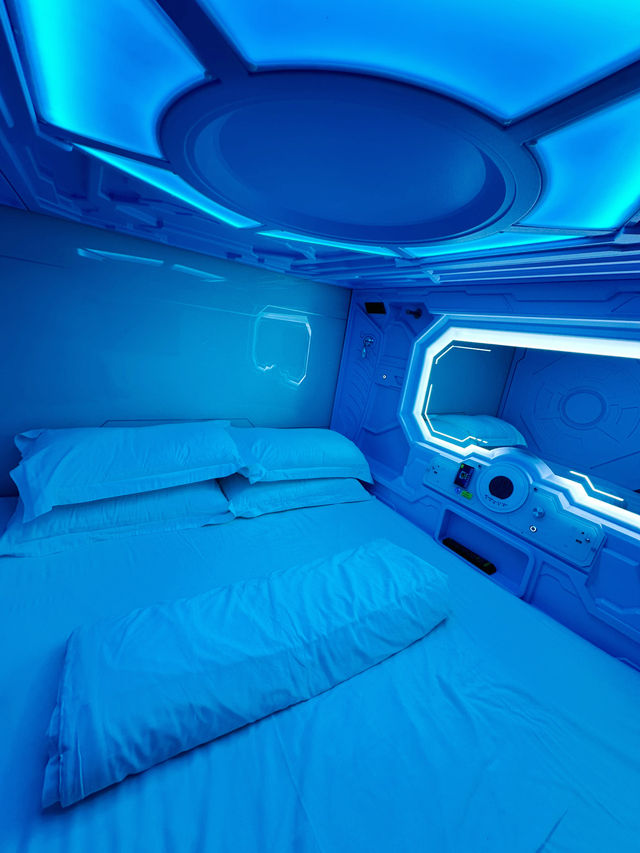 Futuristic Stay at Galaxy Pods, Chinatown
