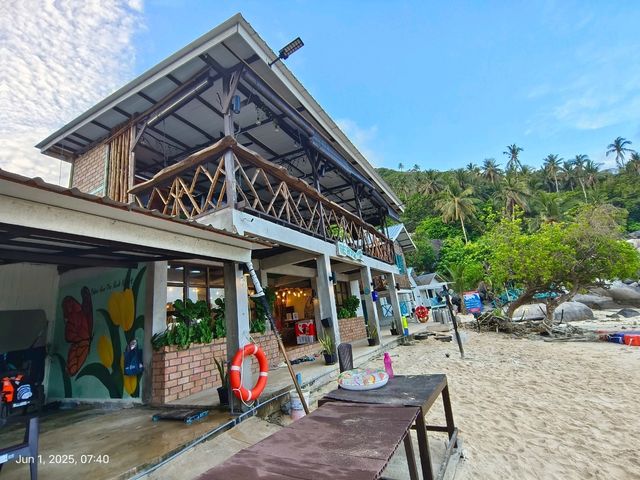 Pulau Aur "The Rock Resort" Mersing, Malaysia