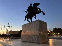 【Alexander the Great Garden｜テッサロニキ海沿いの癒し空間。夕暮れ時の散歩が格別】