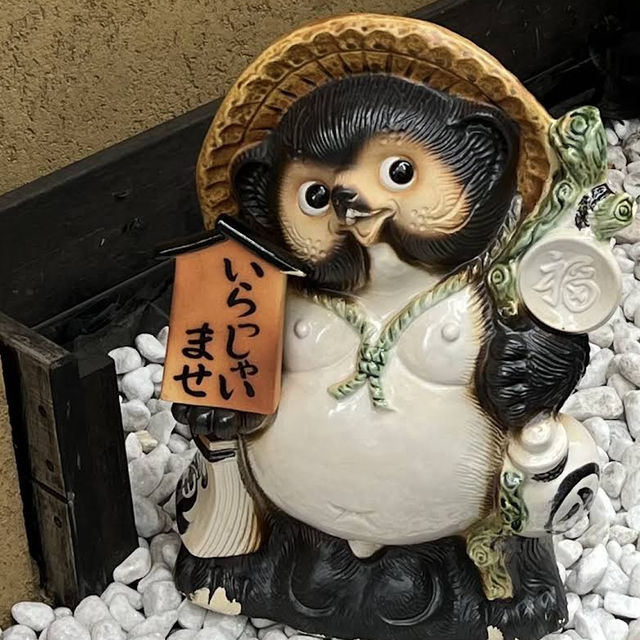【東京/銀座🇯🇵】太すぎる麺‼️ 五代目 花山うどん