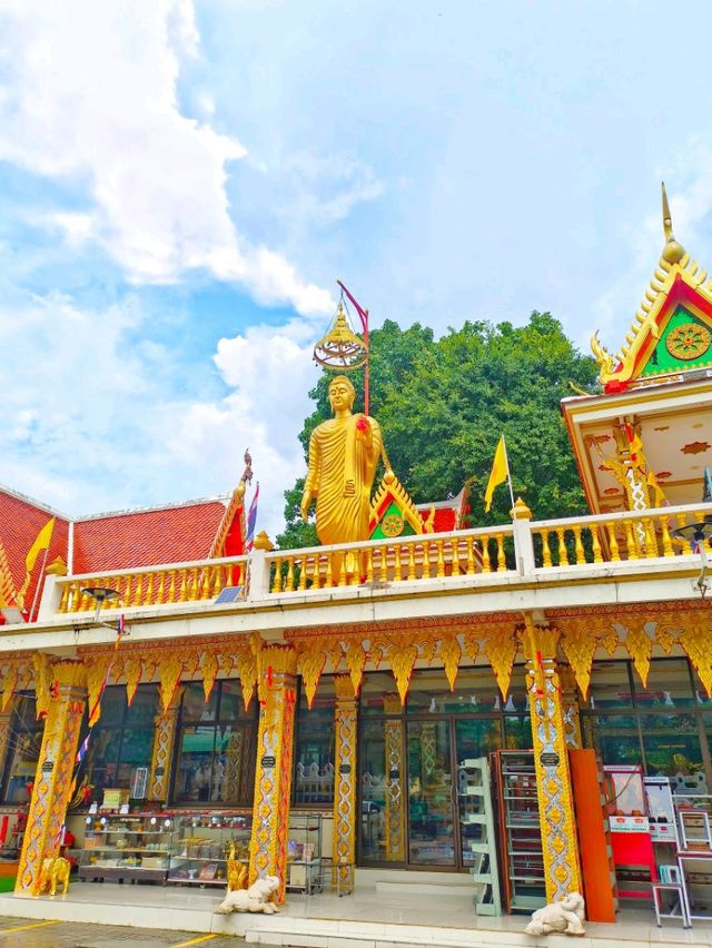 โบสถ์สีสัน วัดพุฒิปรางค์ปราโมทย์