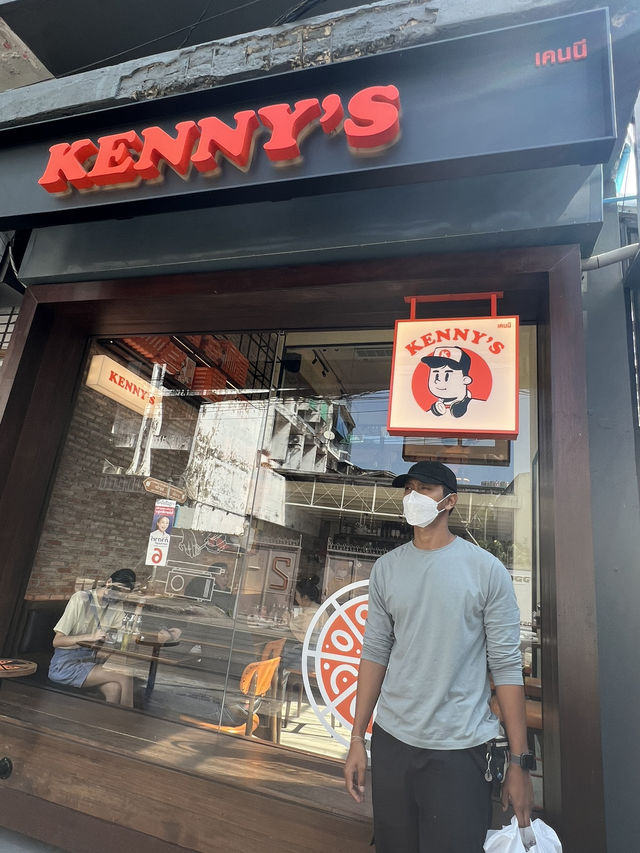 Kenny's BKK - Ari