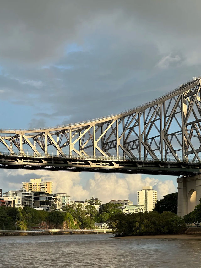 Brisbane — The River City | City Walk & River Views 