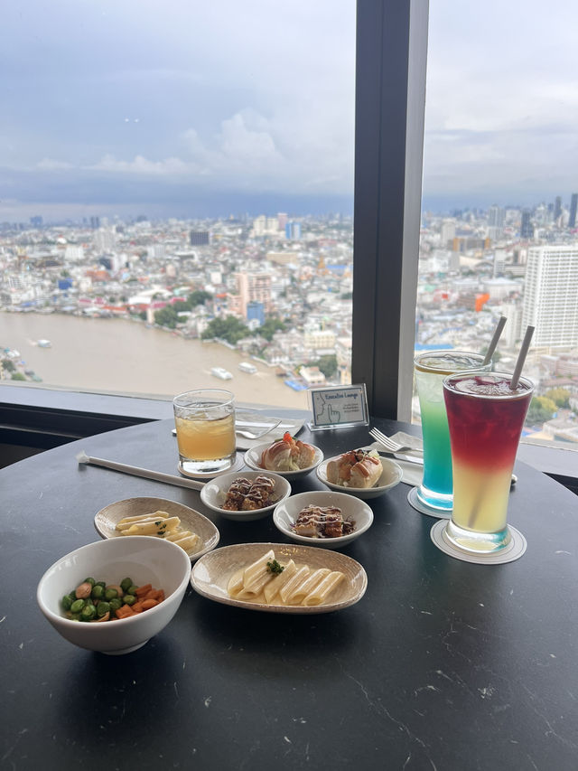 Millennium Hilton Bangkok โรงแรมในกรุงเทพ