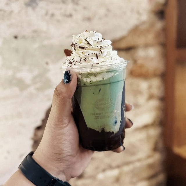  GRAPH Café – Old Town Phuket 