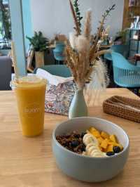 Sunny Cafe: Samui's Bright Spot