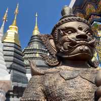 วัดบ้านเด่น - สถาปัตยกรรมงดงามแห่งเชียงใหม่