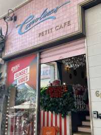 🎀 동화 속 한 장면 같은 몰타 슬리에마의 Petit Café 