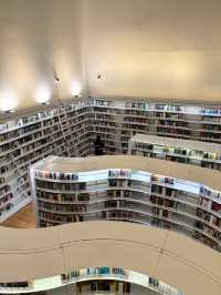 💫 รีวิวไลบรารีที่ชิคสุดในจักรวาล: Library@Orchard