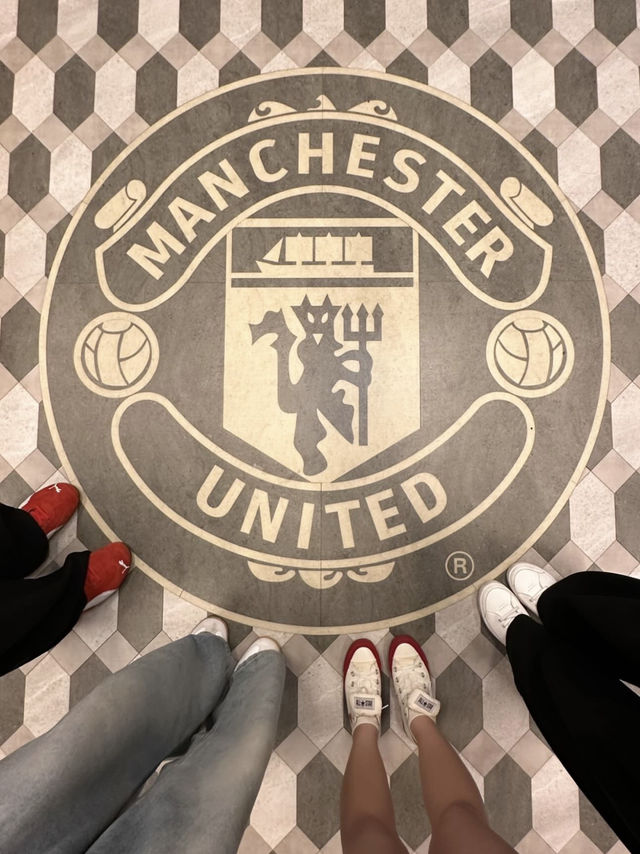 📍 Manchester Diaries