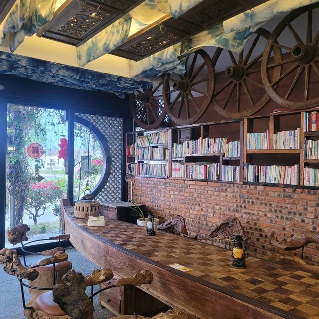 Wonderful views at hotel in Erhai, Dali