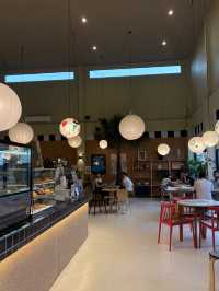 คาเฟ่ Friendly Friend | Pattaya 👀🛼🧁