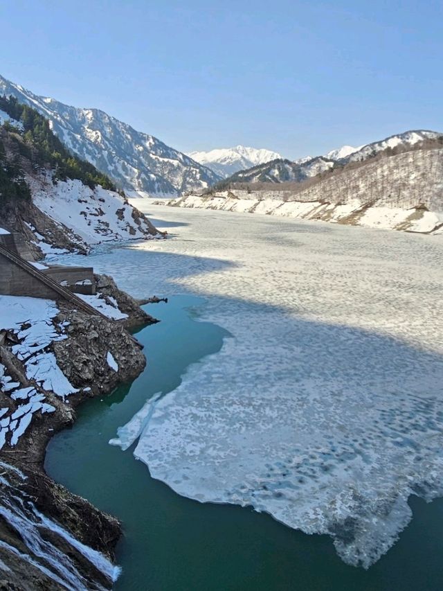 日本｜黑部立山之旅，黑部湖融雪時分