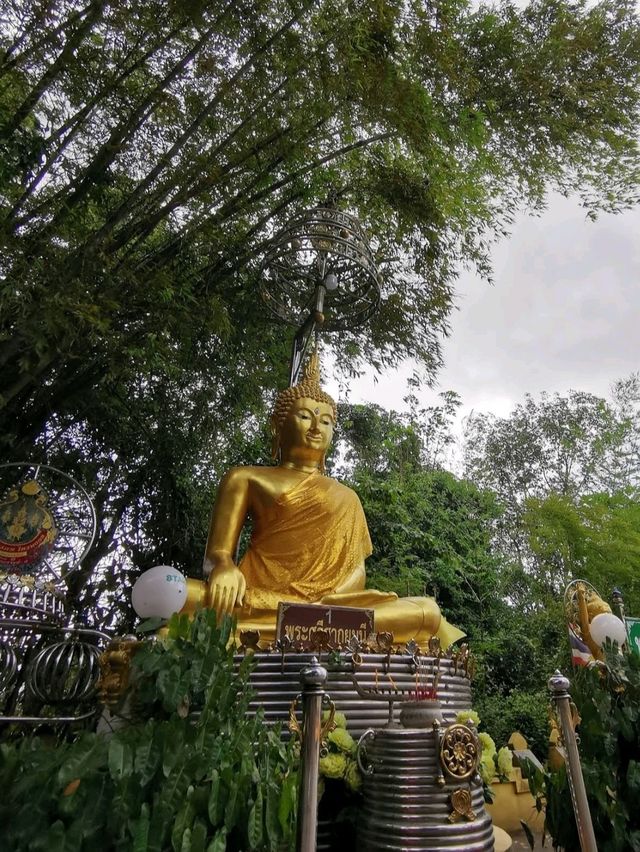 🙏 พระมหาธาตุเจดีย์ไตรภพ ไตรมงคล เที่ยวหาดใหญ่