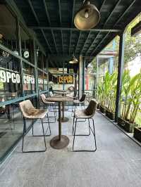 Cloud Nine Vibes: Ubud’s Hidden Hilltop Pub Delight