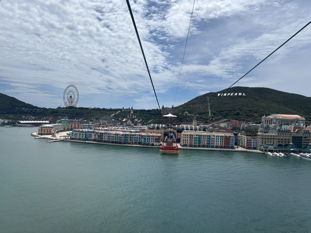 More Than Disneyland, for Less: Why VinWonders Nha Trang Wins the Fun Game