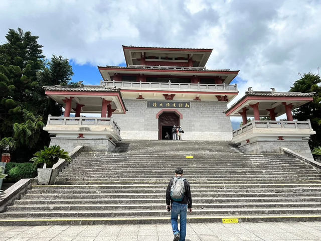 🏯☀️ Exploring the Majestic Three Pagodas of Dali (崇圣三塔)