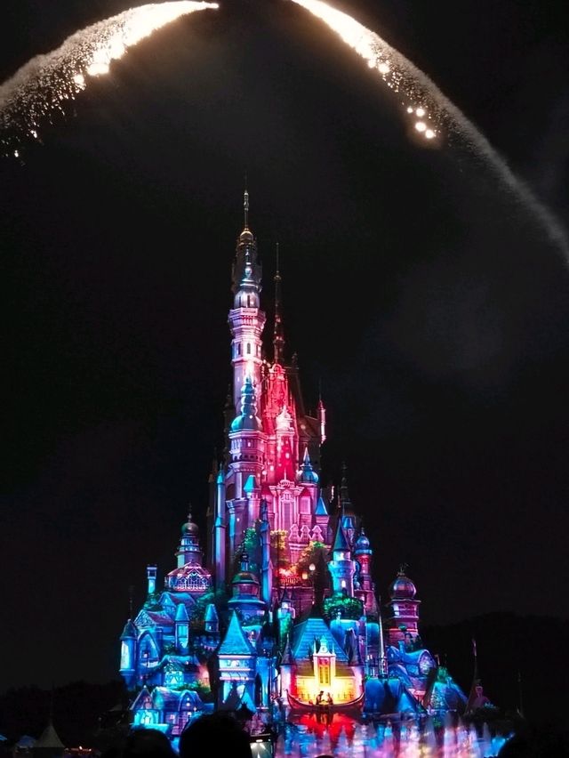 ชมความสวย Castle of Magical Dreams