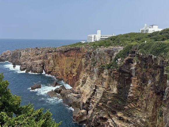 Detective Conan's "Mysterious Journey to Shirahama" vs. Real-Life Shirahama