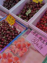 Dalian's Night Market & Old Street – where the real vibe’s at! 🌃
