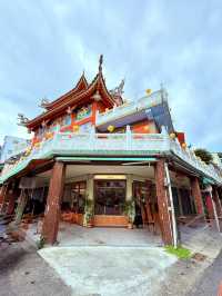 廟宇底下的咖啡廳