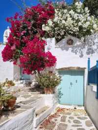 🏝️💙 “Whitewashed Wonder: My Serene Escape to Paros” 🇬🇷✨