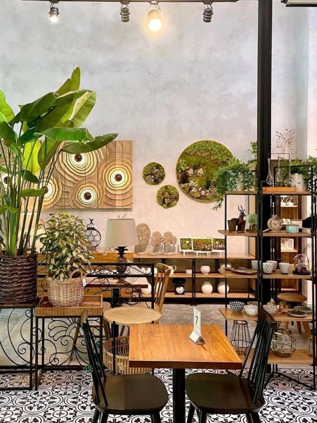 Knots Café & Living