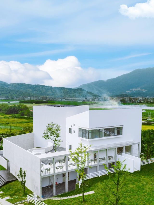  Wenzhou Ruian’s First Matcha Museum Café — A Fairytale White Castle Under Xue Tao Mountain!