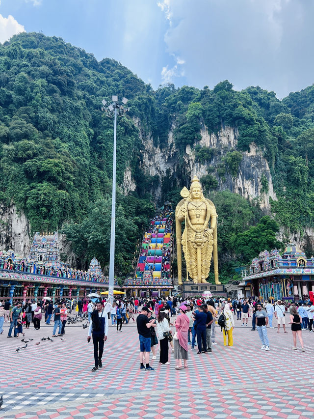 ［吉隆坡旅遊］黑風洞Batu Caves-印度教朝聖之地🪷馬來西亞必訪🐒