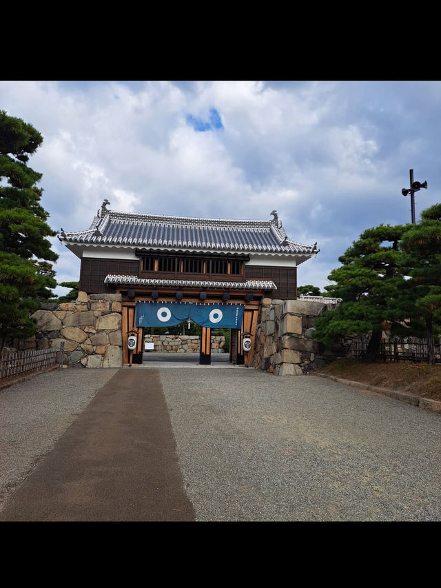 【香川旅】海と城が融合した絶景スポット!高松城跡・玉藻公園で歴史と癒しを満喫 【香川旅】海と城が融合した絶景スポット!高松城跡・玉藻公園で歴史と癒しを満喫