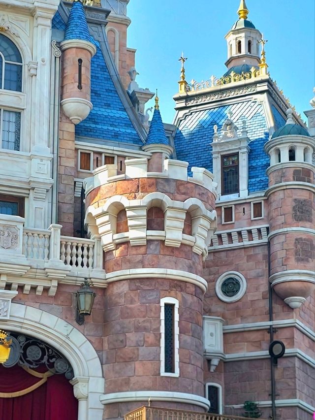 A Castle Straight Out of Dreams