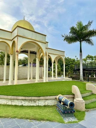 🌺 Anjung Floria – Putrajaya’s Floral Wonderland 🌺
