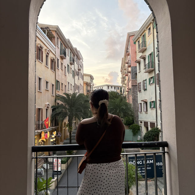 Tháp Bút Chì🏛️🗿@SunsetTown, PQC Tháp Bút Chì🏛️🗿@SunsetTown, PQC