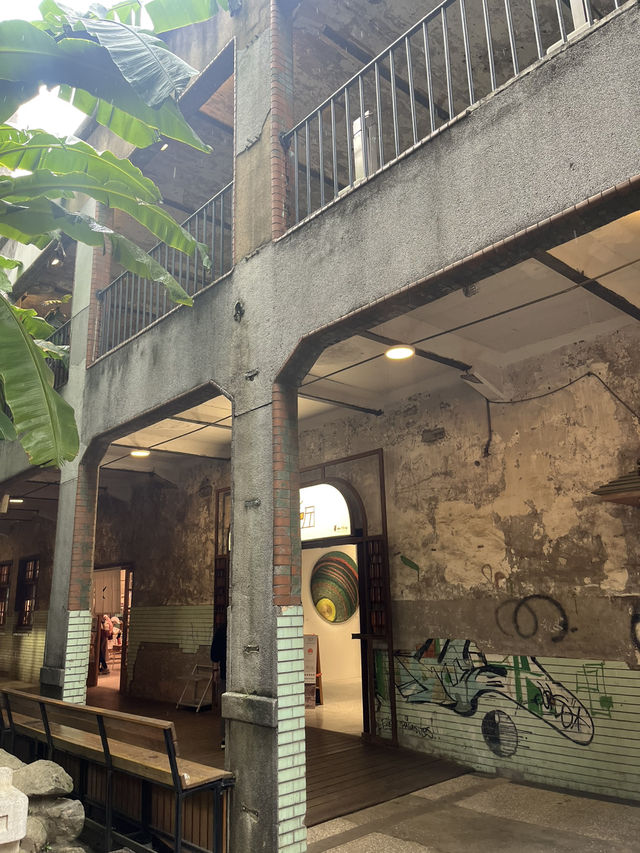 【華山1914文化創意產業園區】元酒造工場の建物 【華山1914文化創意產業園區】元酒造工場の建物