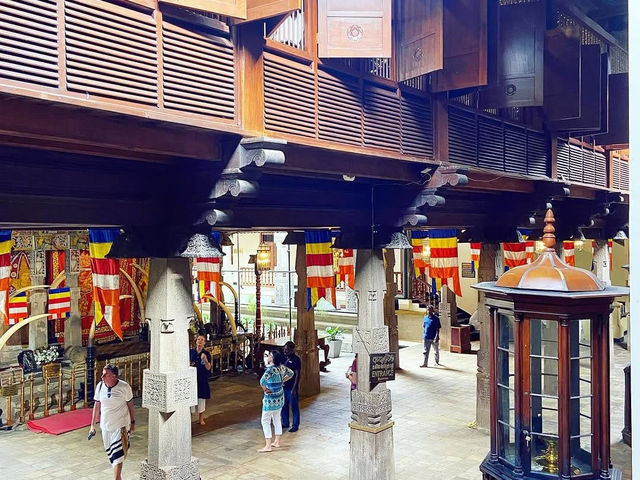 A Sacred Journey to the Temple of the Buddha’s Tooth