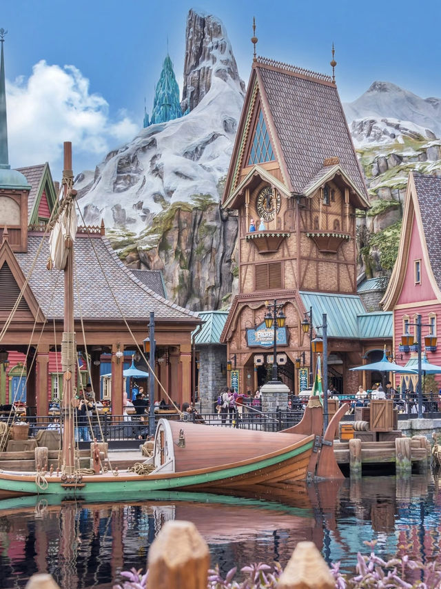 🎢✨ Play Until It Feels Worth It at Hong Kong Disneyland! 🏰🎆
