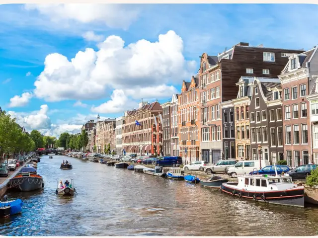 Amsterdam 3-Day Lazy Travel Guide