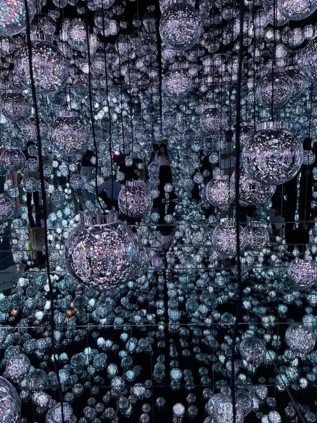 東京 teamLab 兩大展館推薦：Borderless vs Planets 完整介紹與選館指南