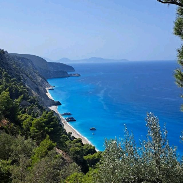 Egremni Beach (Lefkada) Egremni Beach (Lefkada)