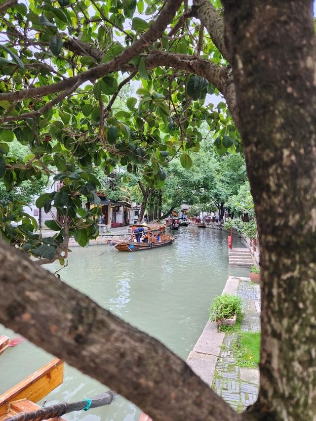 Zhujiajiao — Shanghai’s little Venice of the East. 🚤🏯