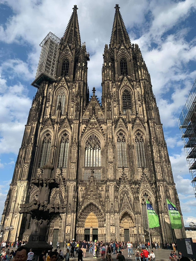 โคโลญ (Cologne) เยอรมัน 🇩🇪