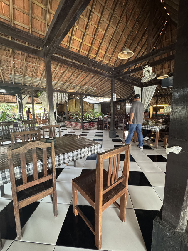 A Taste of Tradition at Ayam Goreng Bu Hartin