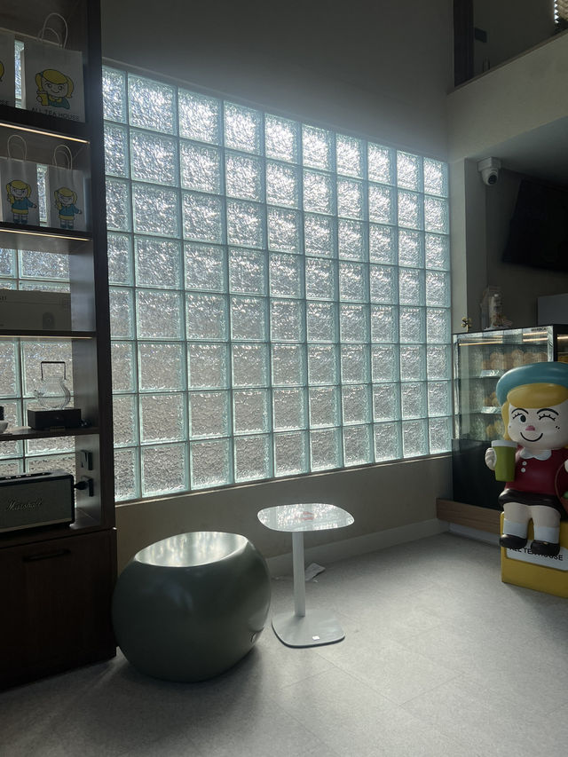 All Tea House (ออลที เฮ้าท์)