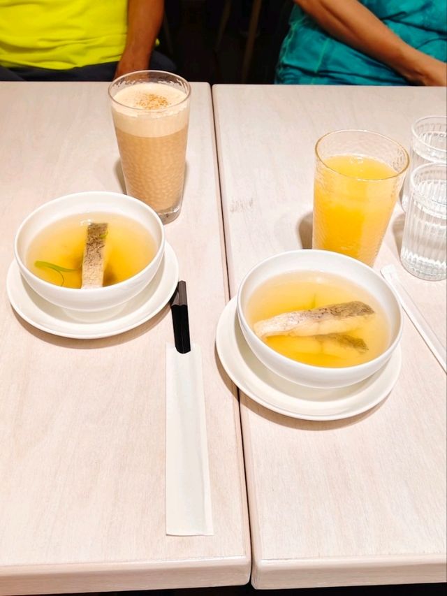 8%ice CAFÉ 中山店 |  邊聽現場演奏邊享受無添加物美食😋 8%ice CAFÉ 中山店 |  邊聽現場演奏邊享受無添加物美食😋
