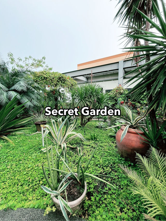 Hidden Oasis – The Secret Garden at 1 Utama Hidden Oasis – The Secret Garden at 1 Utama